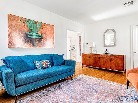4th image of 1807 Oakdale Ave