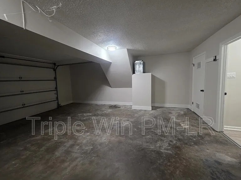 12320 Shawnee Forest Dr — Photo 26