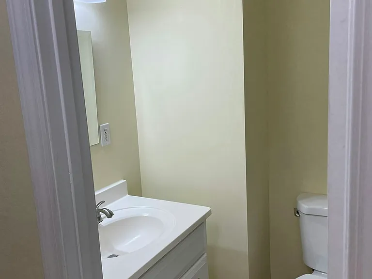 6910 Damascus Rd — Photo 1