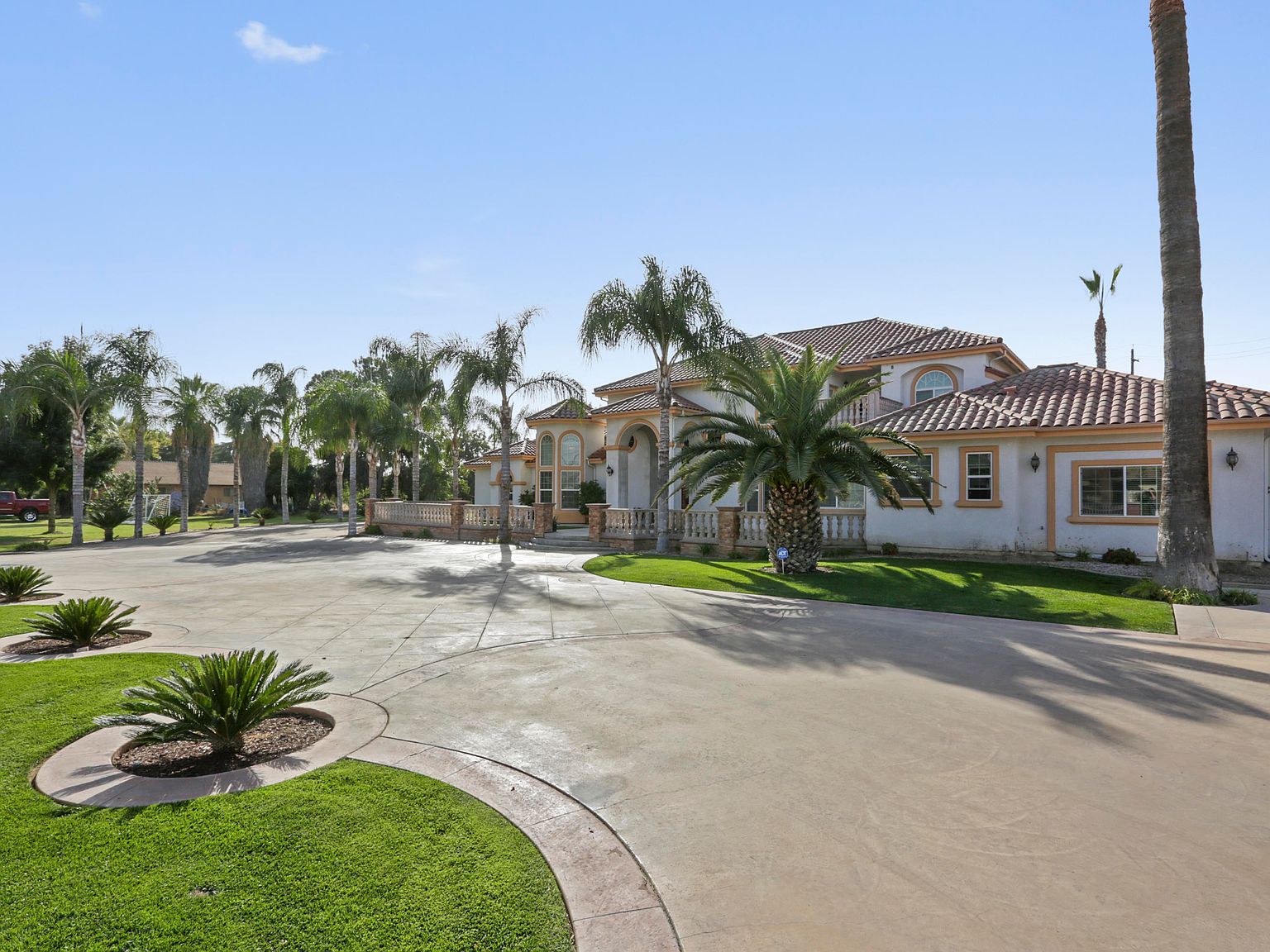 8131 S Frankwood Ave, Reedley, CA 93654 Zillow