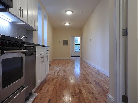 2nd image of 349 E 119th St APT 3A