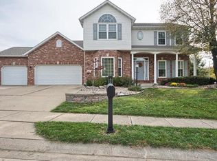 2 Yorkshire Ct, Edwardsville, IL 62025