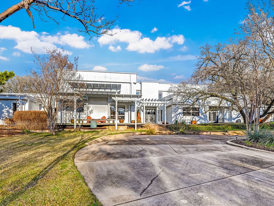 1st image of 1094 Thornridge Cir