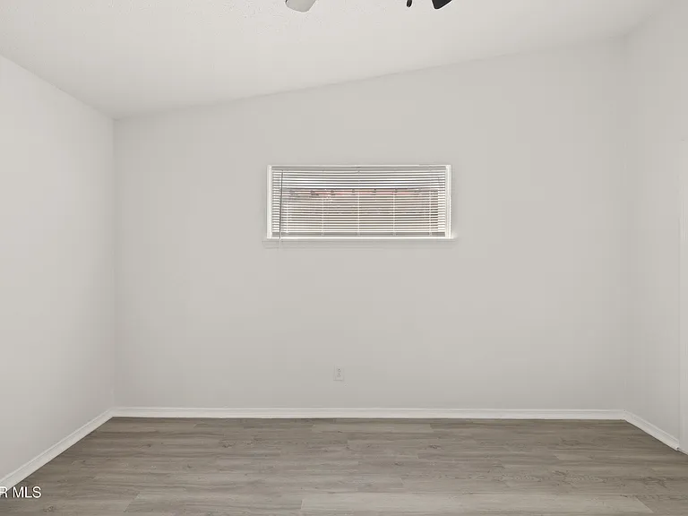 249 Vista Bonita St — Photo 19