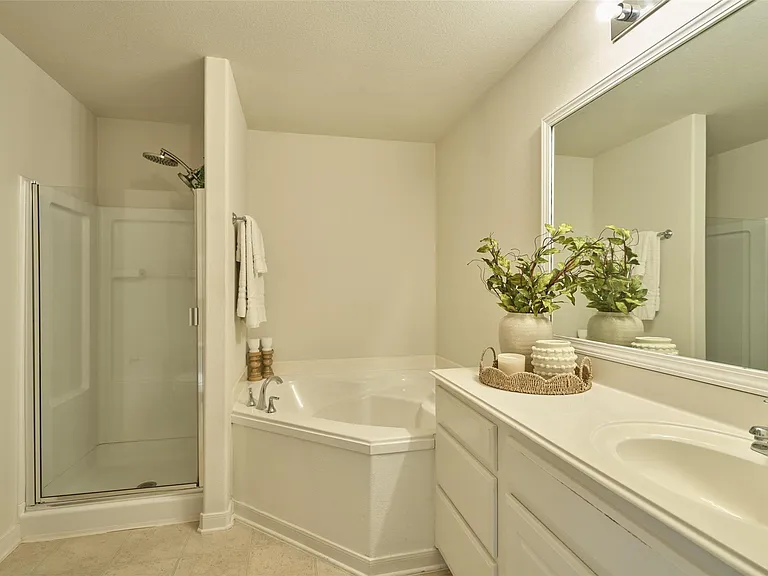 4243 Medina River Loop — Photo 24