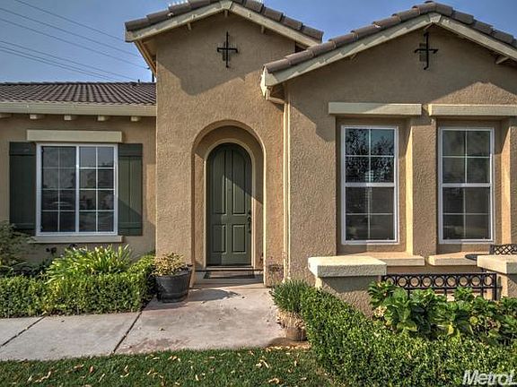 2nd image of 1779 Huerto Pl