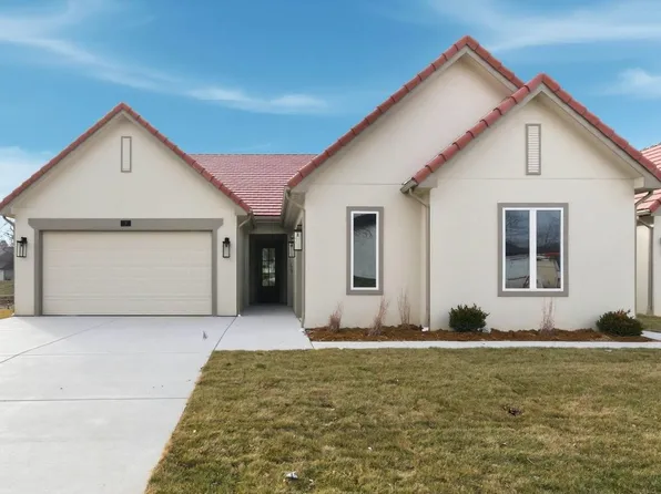 3 E Via Roma St, Wichita, KS 67230