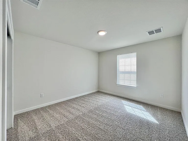 2028 Ruger Pass — Photo 16