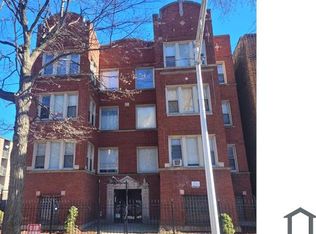 6725 S Clyde Ave #3, Chicago, IL 60649