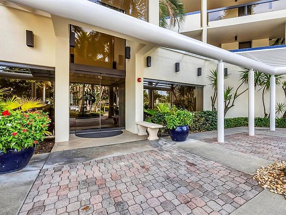 3rd image of 1930 Harbourside Dr Unit 134