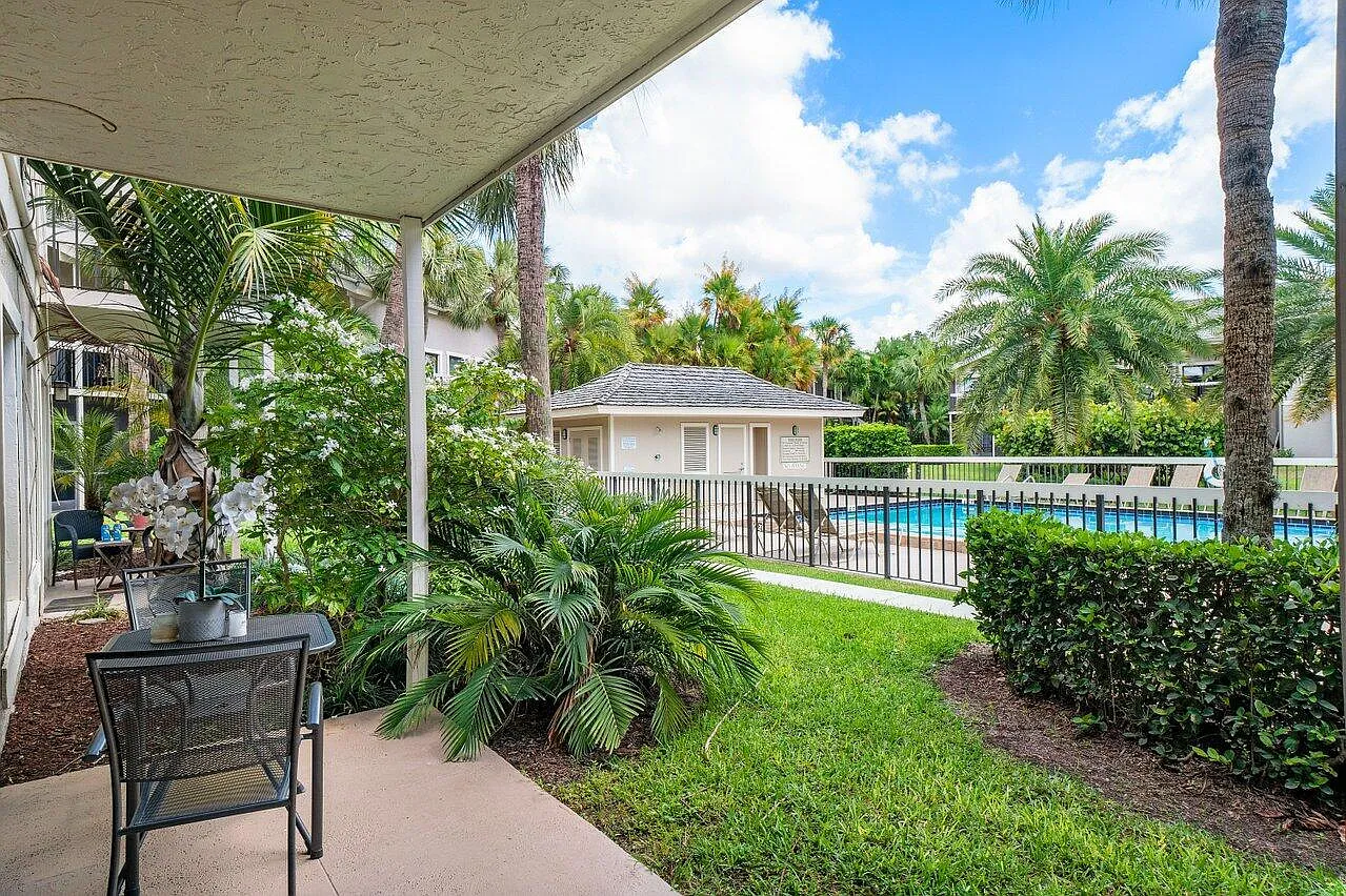 1 bed, 1.0 bath, 500 sqft, $3,000 — Photo 4