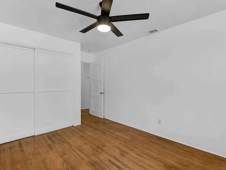 4774 College Ave — Photo 23