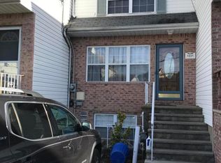 33 Marie St, Staten Island, NY 10305