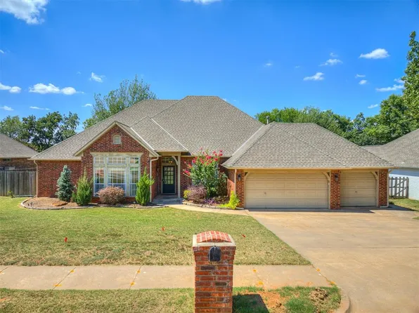 3017 Asheton Ct, Edmond, OK 73034