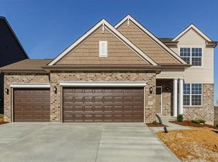 5925 Hawkins Ridge Ct, Saint Louis, MO 63129