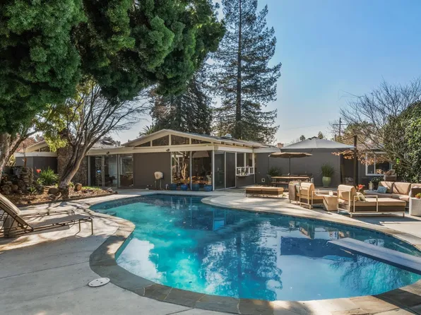 43 La Crescenta Way, San Rafael, CA 94901