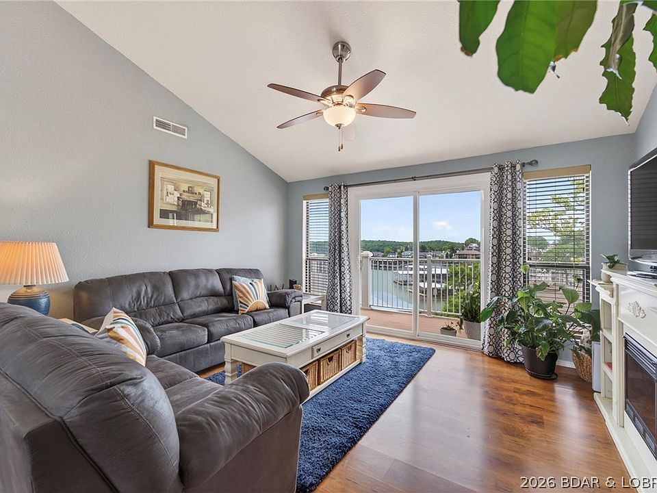1st image of 5079 Aqua Dr #2E