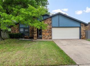 1905 N 22nd St, Broken Arrow, OK 74012