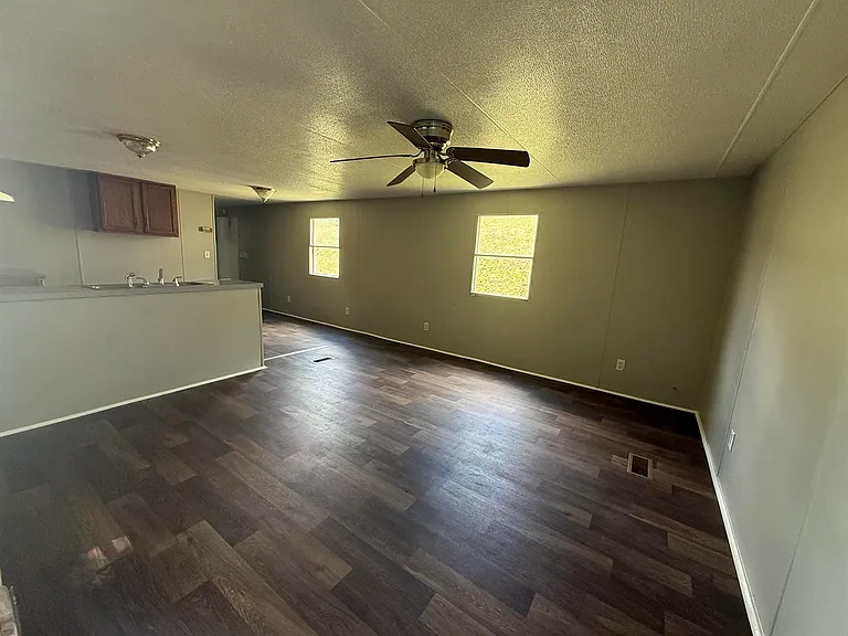 184 Right Ave #57 — Photo 14