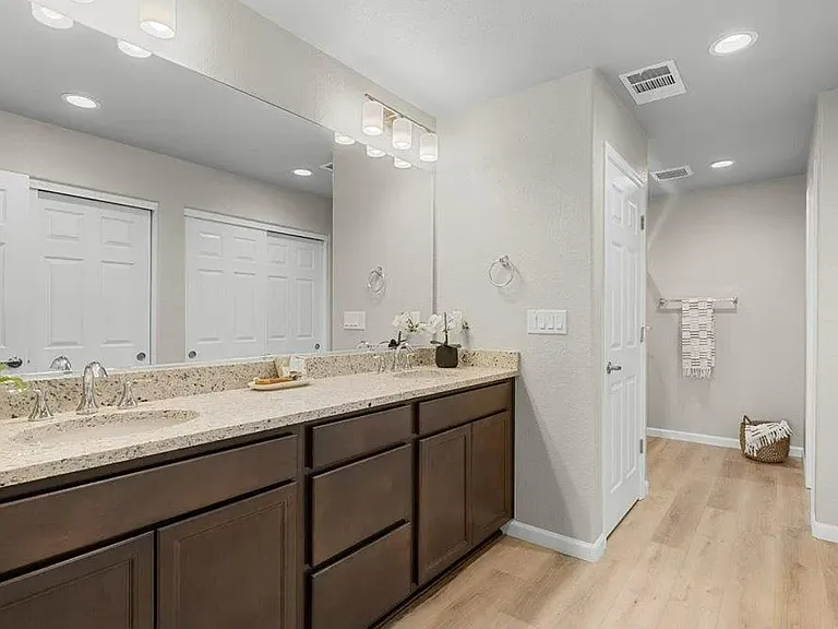 3405 Colonial Downs Dr — Photo 13