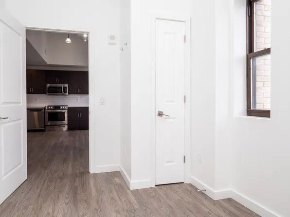 201 Cornelison Avenue image 16 of 17