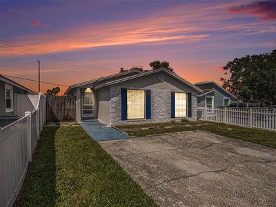 8234 Ravencroft Dr, Tampa, FL, 33615