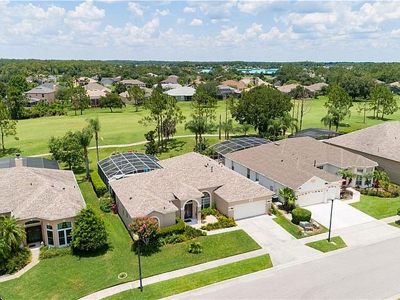 2nd image of 1128 Royal Aberdeen Way