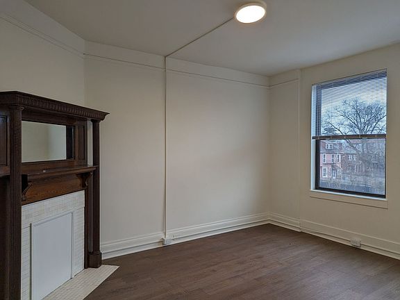 5th image of 2378 Park Ave #22