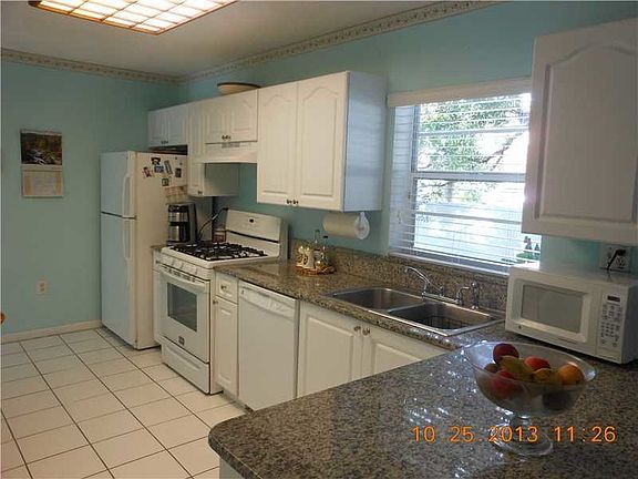 5th image of 10273 NW 56th St