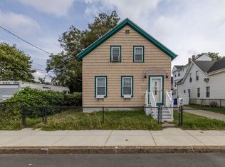 324 Stafford Rd, Fall River, MA 02721