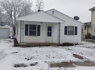 16 W Walnut St, Piper City, IL 60959
