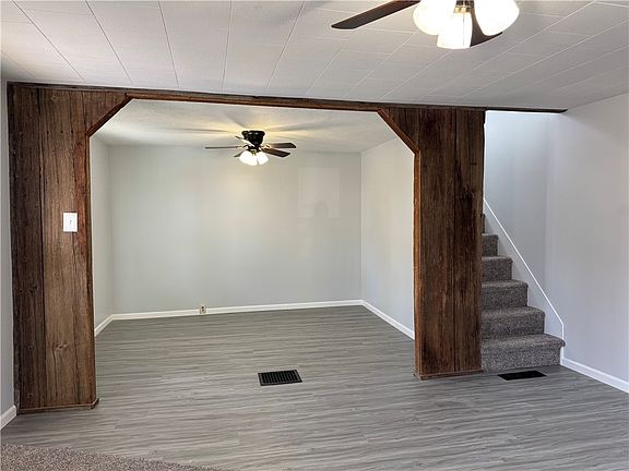 5th image of 3625 Church Hill Rd