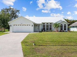 545 SE Cliff Rd, Port Saint Lucie, FL 34984