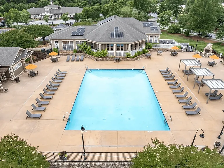 Greystone at Widewaters — Photo 20
