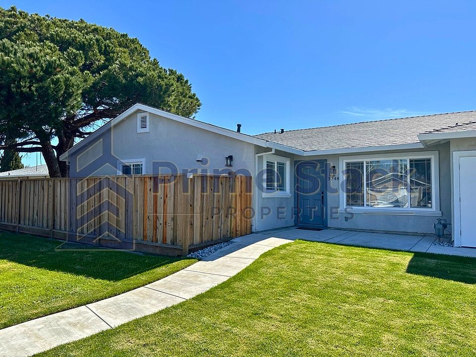 1st image of 3748 Dawn Cir