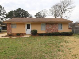 833 Rialto Dr, Montgomery, AL 36117