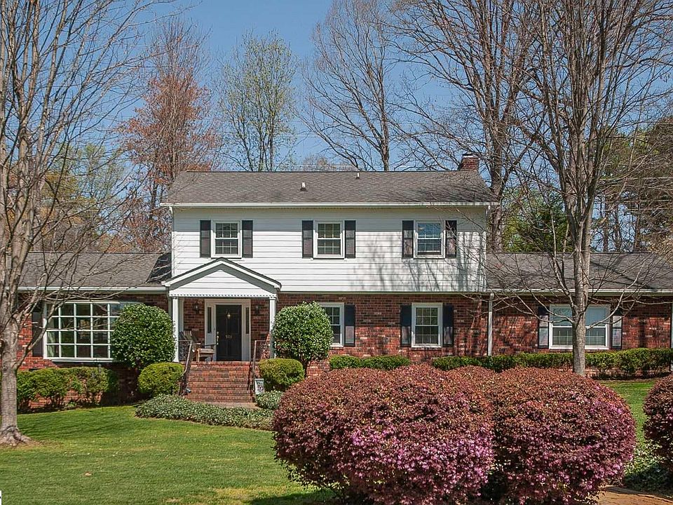1st image of 501 Bridgewater Dr