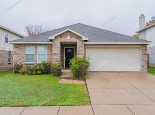 1813 J Cheshier Rd, Justin, TX 76247