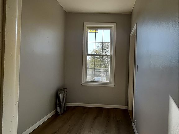 3rd image of 8231 Woodhaven Blvd