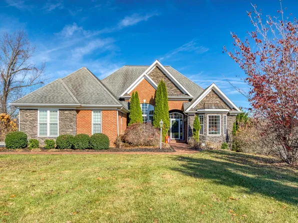 8266 River Course Dr, Radford, VA 24141
