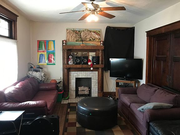 4th image of 2555 Fairview Ave