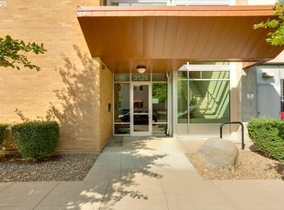 3525 NE 50th Ave UNIT 304, Portland, OR 97213