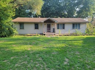 611 W Eastern Ave, McHenry, IL 60051