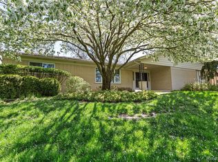 25826 Farmington Rd, Farmington Hills, MI 48336