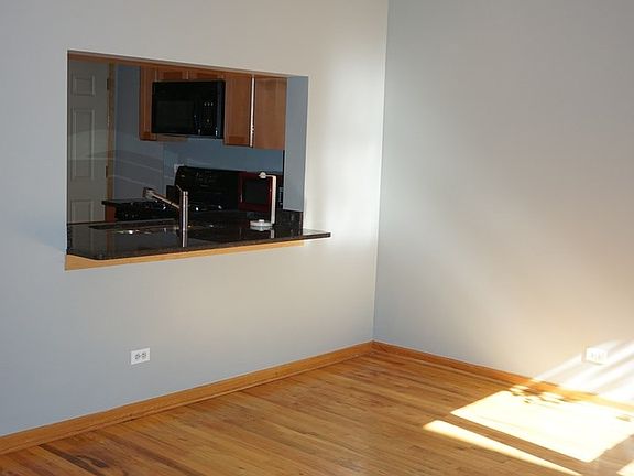 5th image of 5254 S Drexel Ave #2C