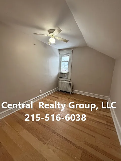 2 bed, $1,300 — Photo 4
