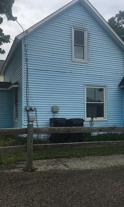 2nd image of 925 N 4th Ave