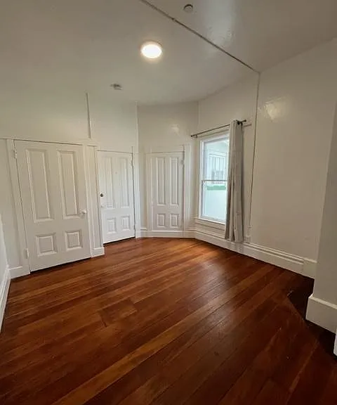 1419 De La Vina St #16 — Photo 1
