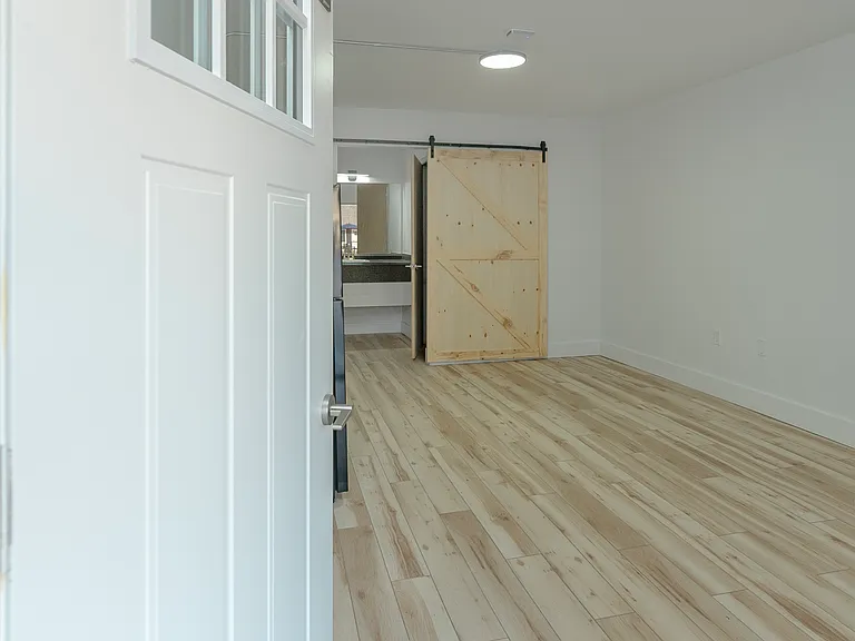 3061 E Van Buren #A — Photo 2