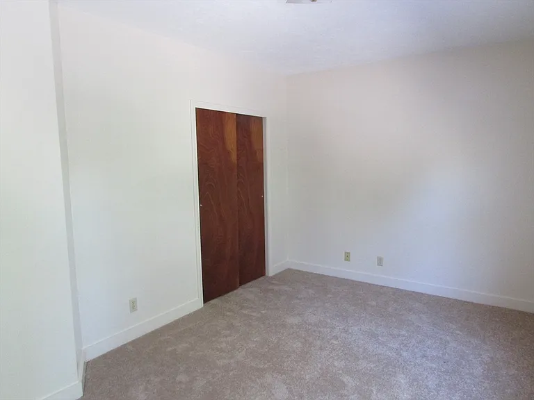 21 Greystone St #21 — Photo 6